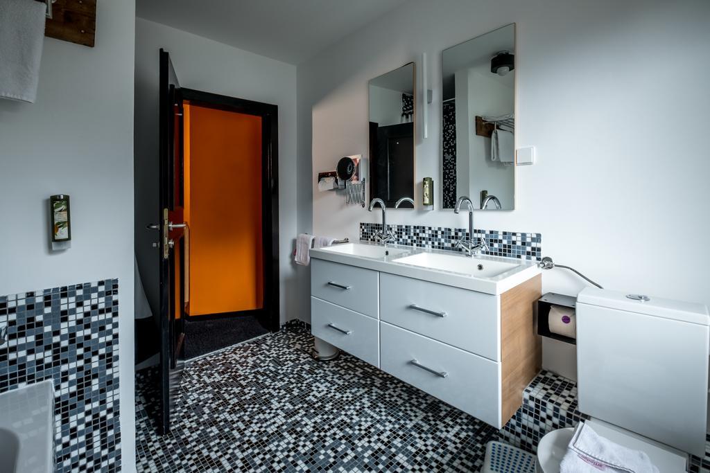 Art-Lodge Kunstpension Afritz Exteriör bild