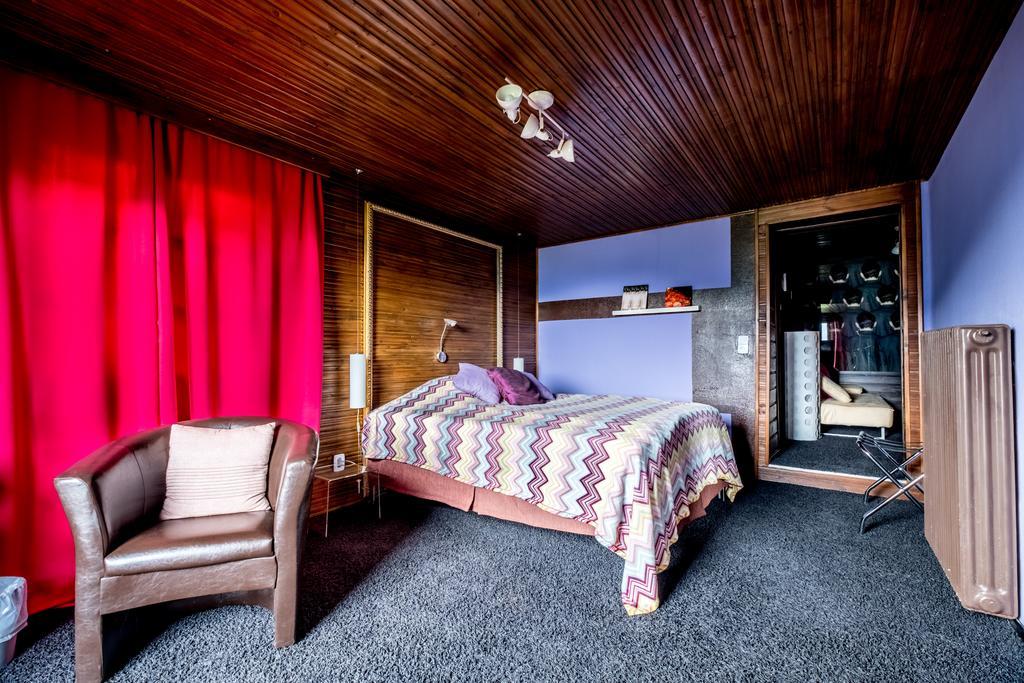 Art-Lodge Kunstpension Afritz Exteriör bild