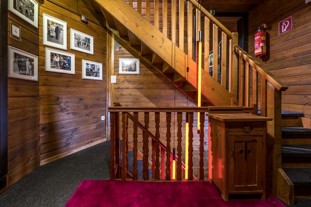 Art-Lodge Kunstpension Afritz Exteriör bild
